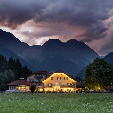 Hotel Bad Salomonsbrunn Anterselva di Mezzo Luaran gambar