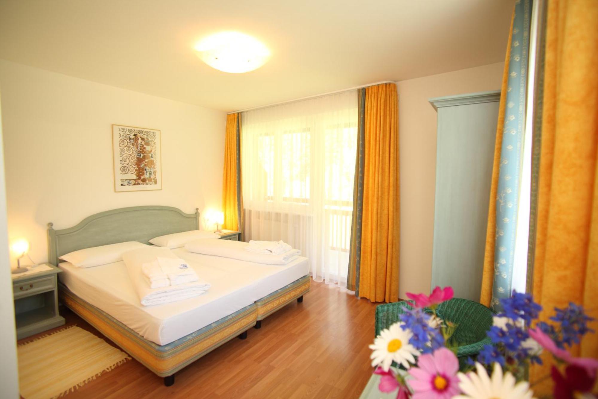 Hotel Bad Salomonsbrunn Anterselva di Mezzo Luaran gambar